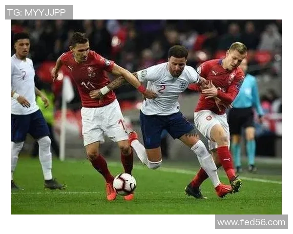 重庆足球队配合战术深度解析与对比分析